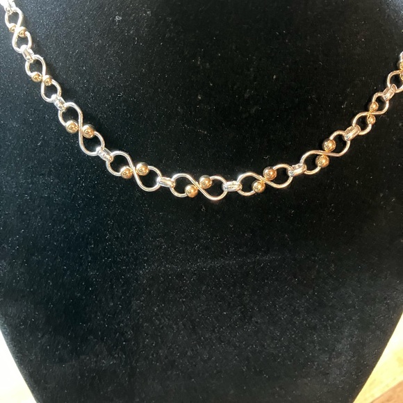 🌸Napier Two Tone Necklace - Picture 2 of 7